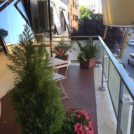 San Pietro Stazione Guesthouse Рим Екстериор снимка