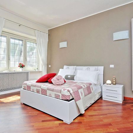 San Pietro Stazione Guesthouse Рим Екстериор снимка