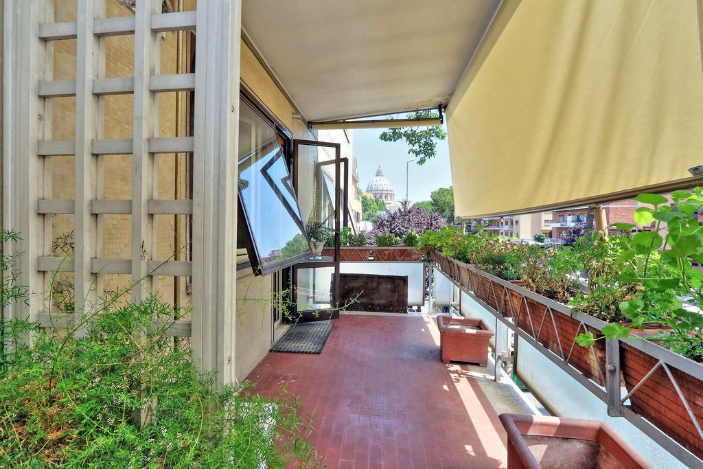 San Pietro Stazione Guesthouse Рим Екстериор снимка