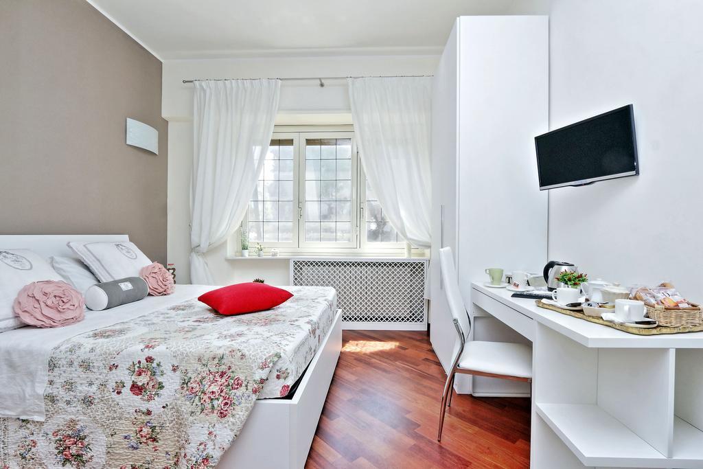 San Pietro Stazione Guesthouse Рим Стая снимка
