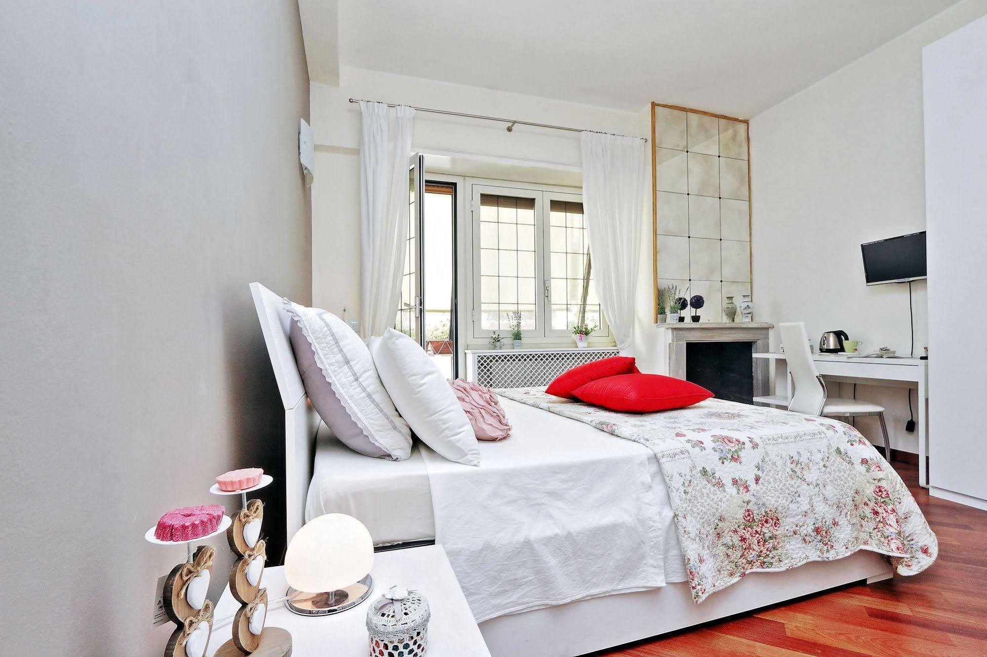 San Pietro Stazione Guesthouse Рим Екстериор снимка