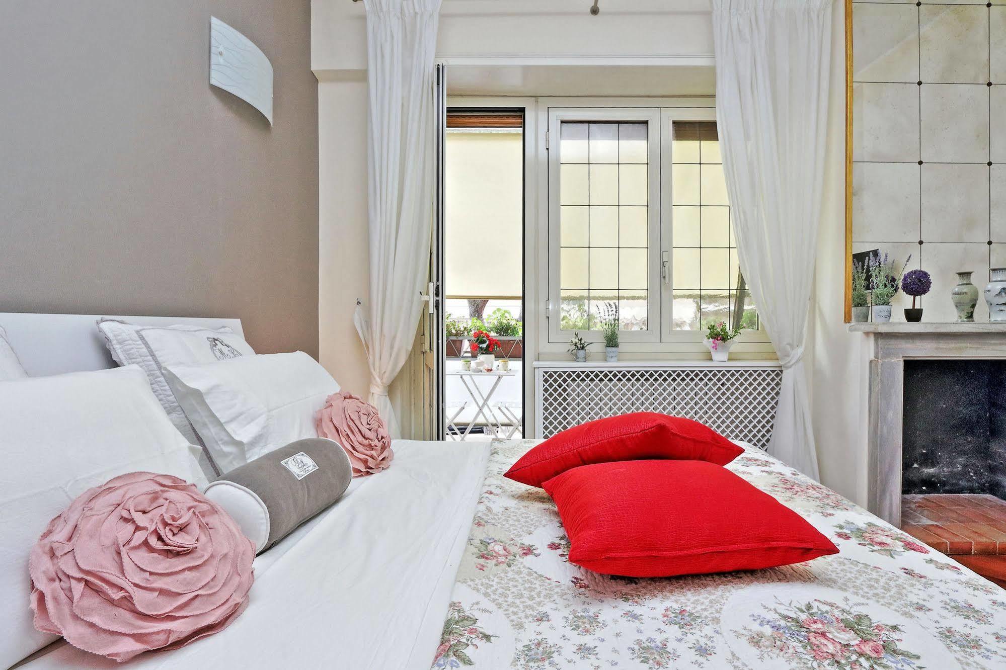 San Pietro Stazione Guesthouse Рим Екстериор снимка