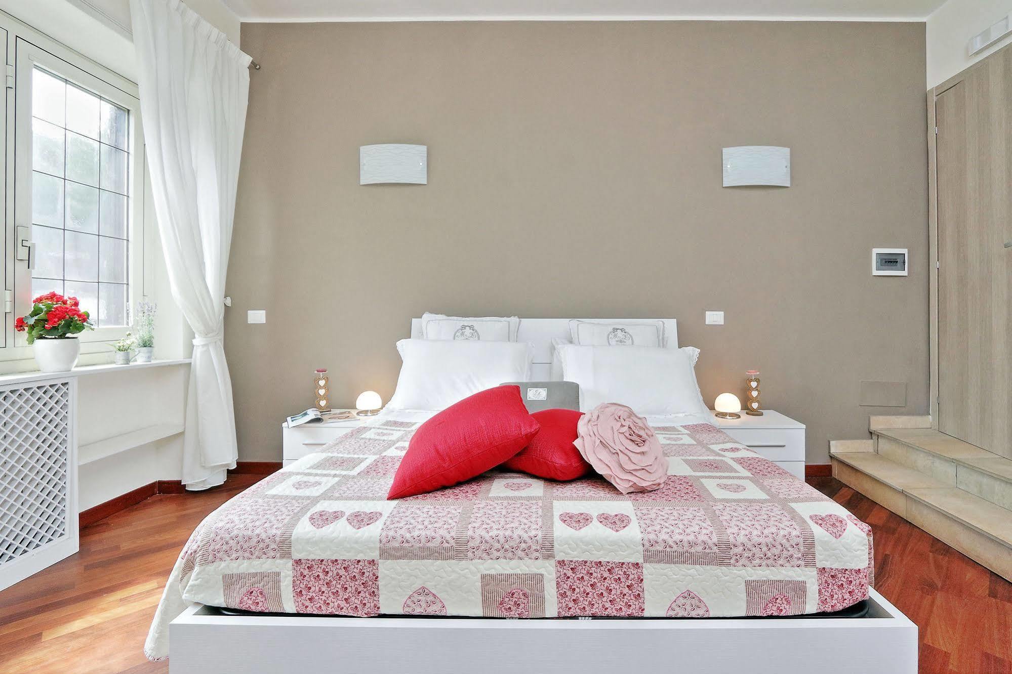 San Pietro Stazione Guesthouse Рим Екстериор снимка