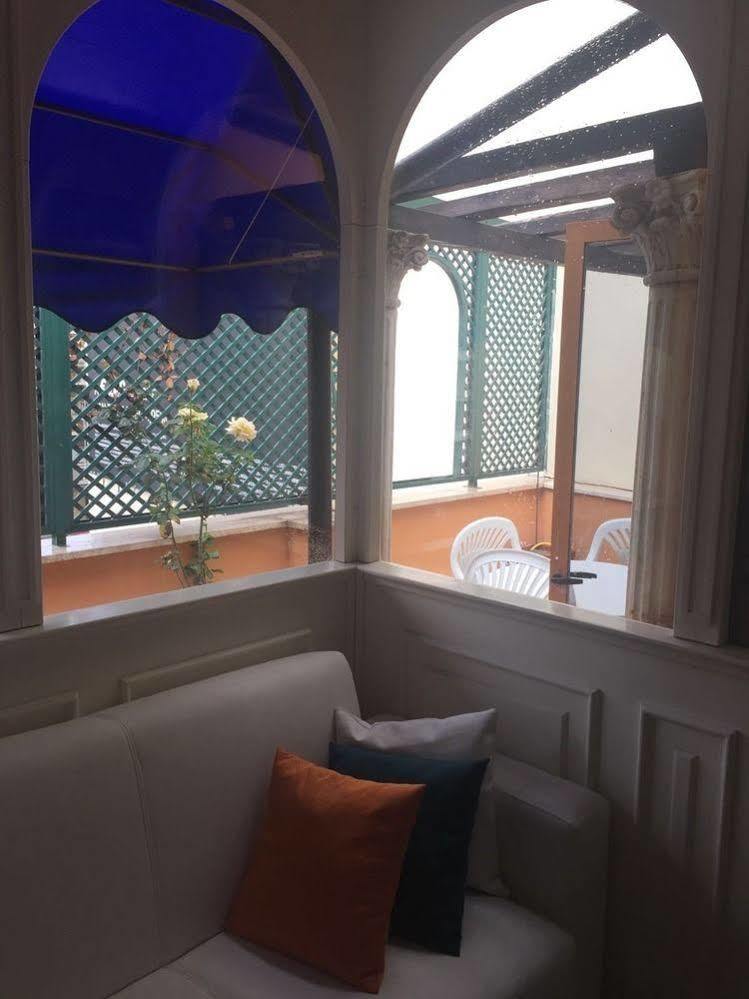 San Pietro Stazione Guesthouse Рим Екстериор снимка